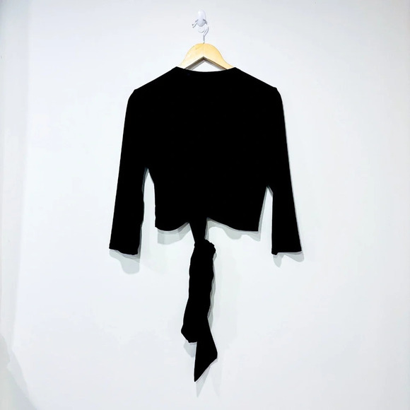🌼 NWOT  🌼 LAIT DE POULE Black wrap top - Picture 8 of 8